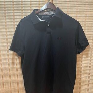 Tommy Hilfiger vintage Men's Black Polo Shirt